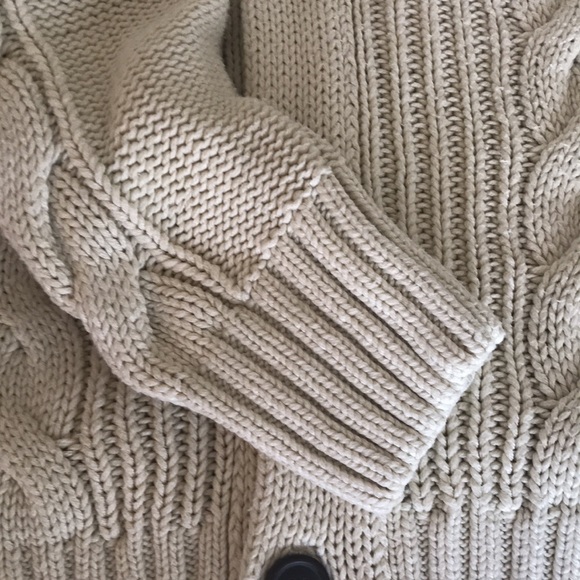 *️⃣ 2/$30 Gymboree size L cable knit sweater - Picture 6 of 11